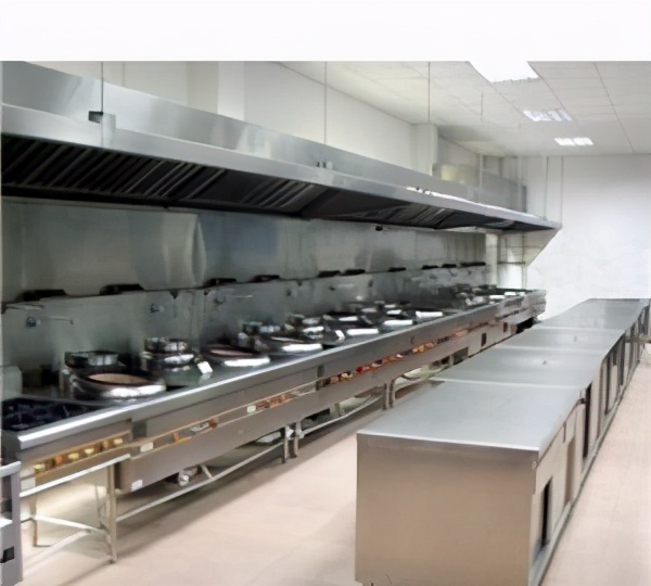 大型商用油烟机清洗过程,商用油烟机清洗设备使用方法