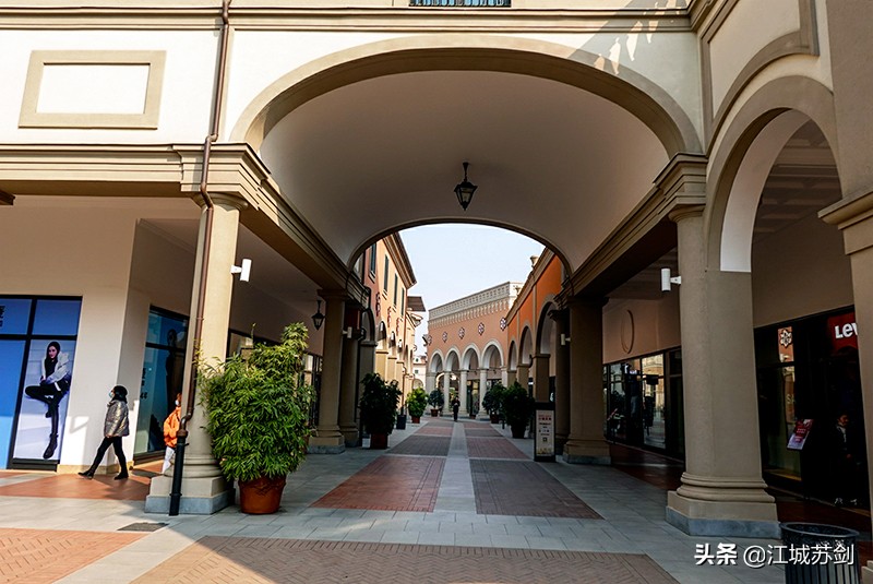 鄂州佛罗伦萨小镇,佛罗伦萨小镇鄂州奇幻丛林