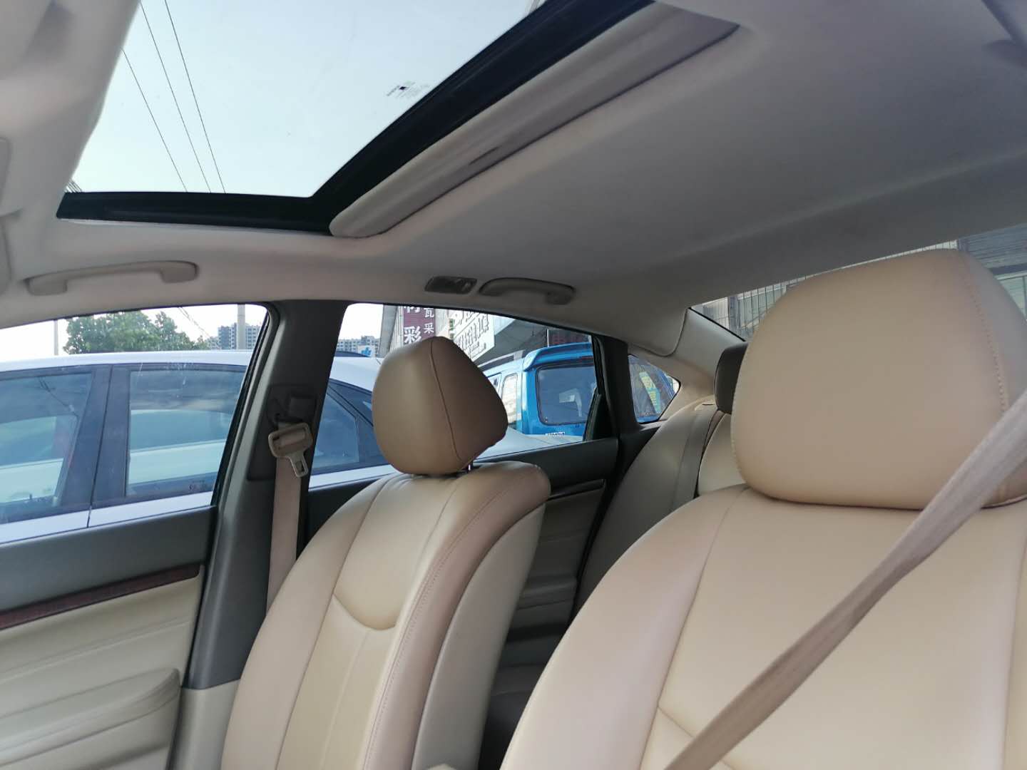 07年天籁2.3二手多少价格,二手天籁大沙发价格