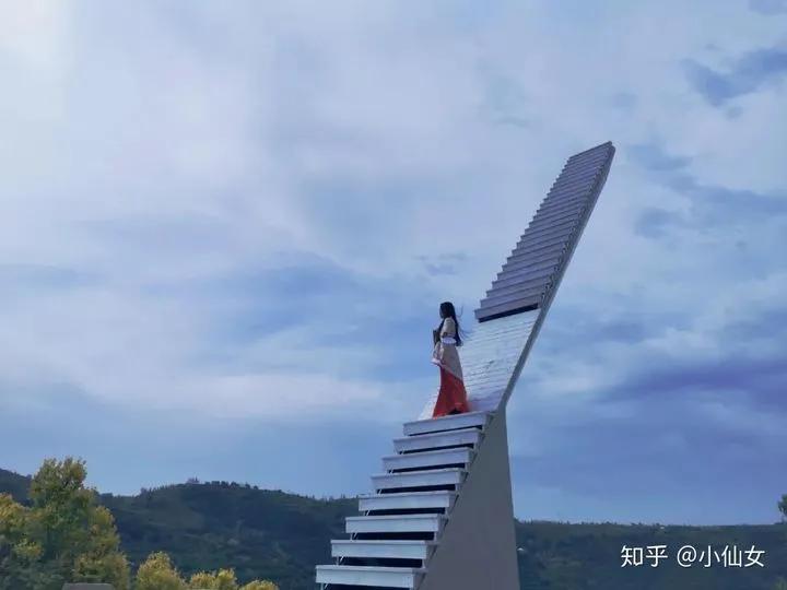 室外儿童游乐设备网红项目,网红无动力游乐设施项目