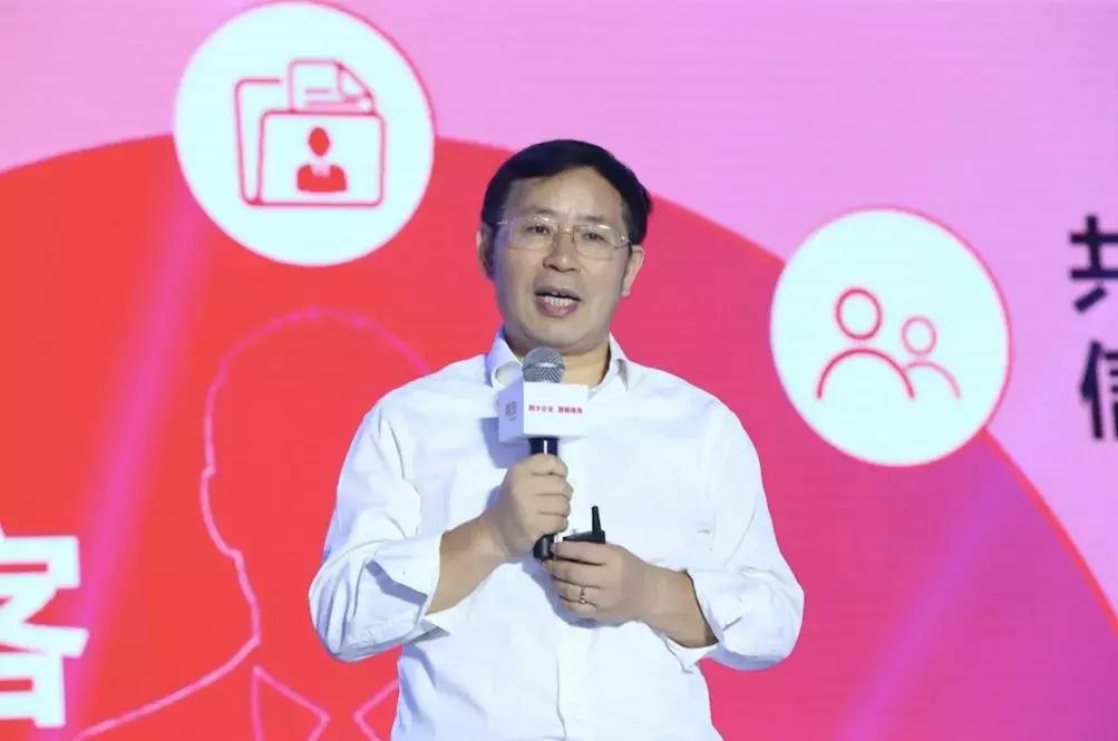 用友和金蝶的产品区别和功效,用友软件和金蝶有什么区别