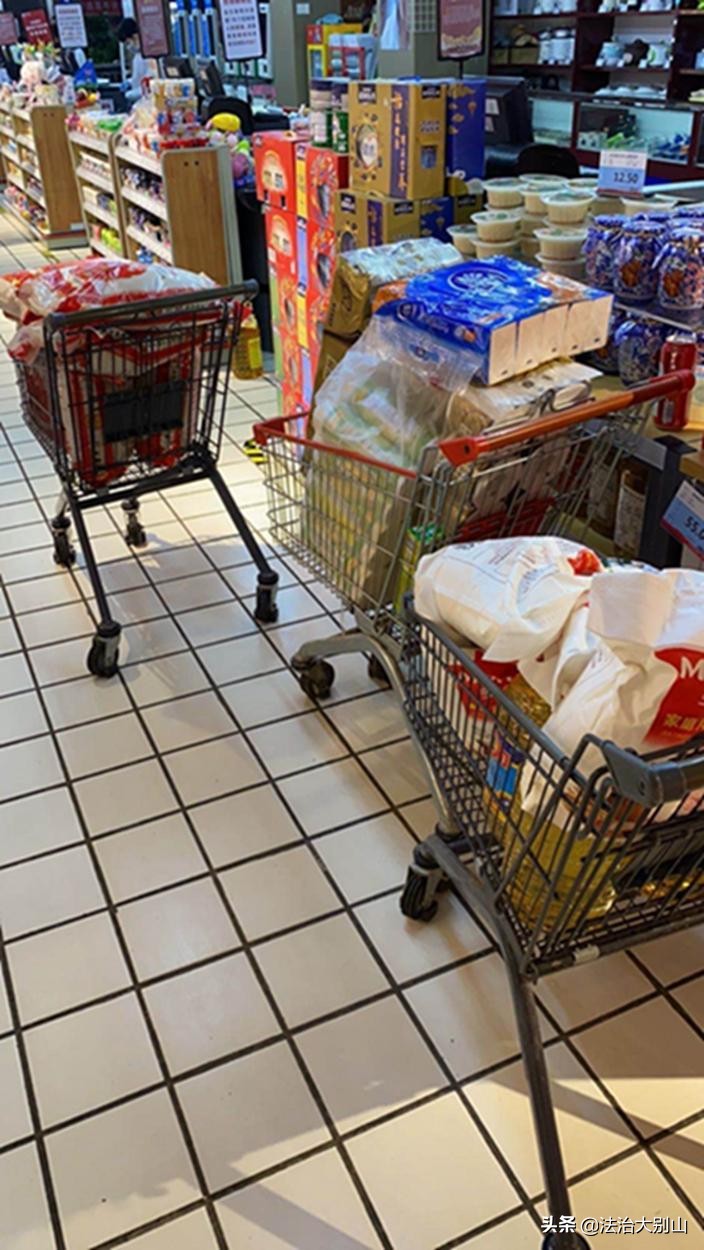 累，但是光荣！为一线干警“代购员”们点赞！