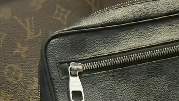 男子购买lv包,路易威登男包lv旅行袋