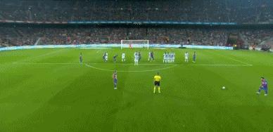 梅西达成1000次过人,梅西第100粒进球