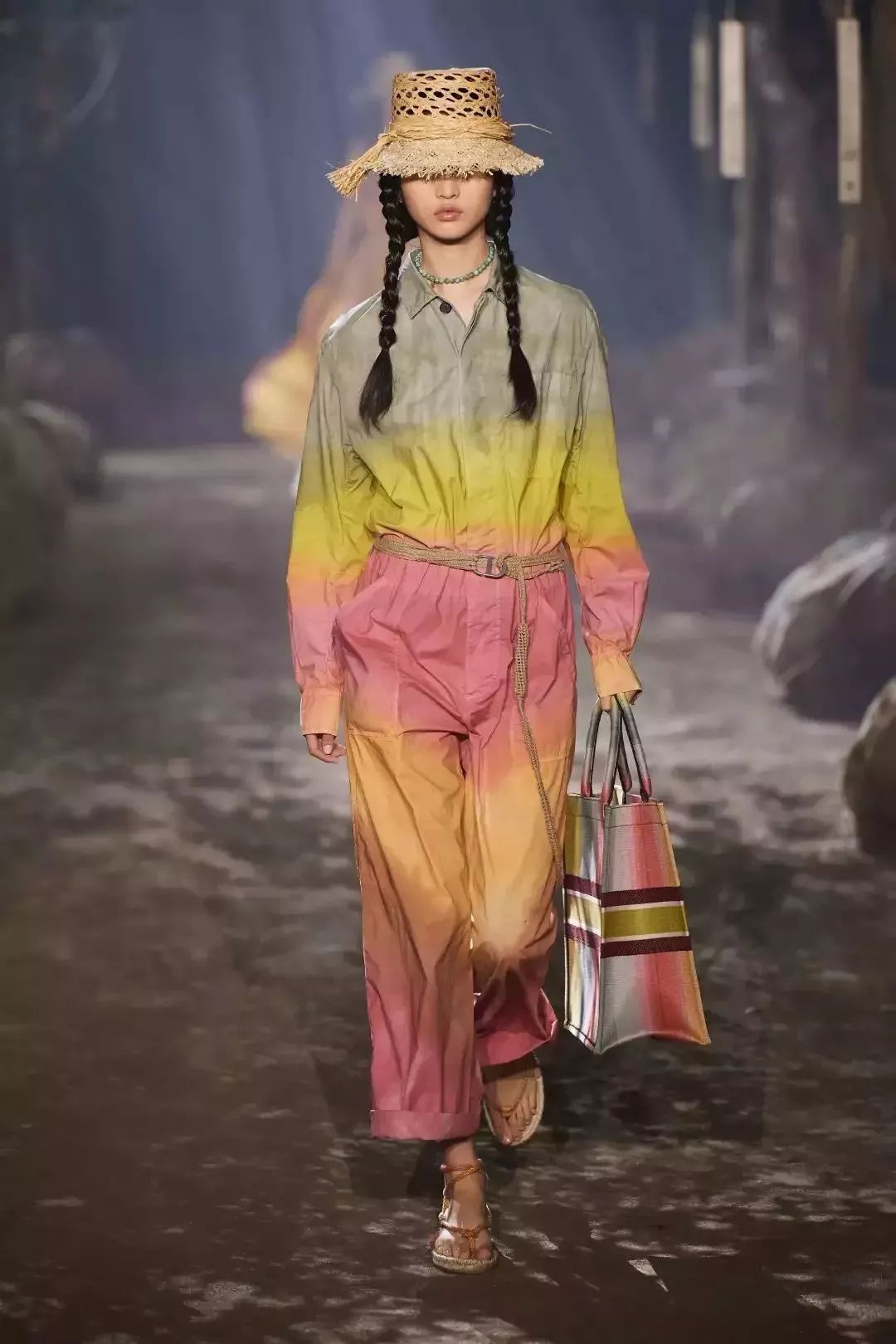 dior抄袭事件后续,dior抄袭马面裙事件