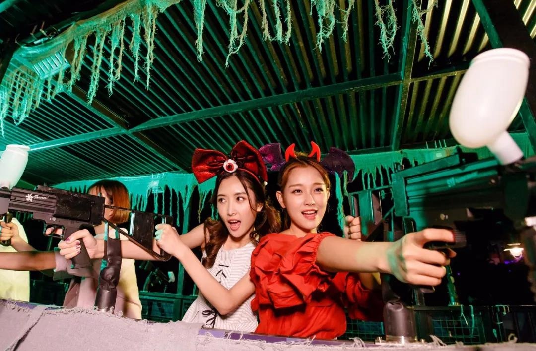 「今晚搞乜鬼」¥478抢长隆欢乐万圣节双人住宿套票,全新鬼屋