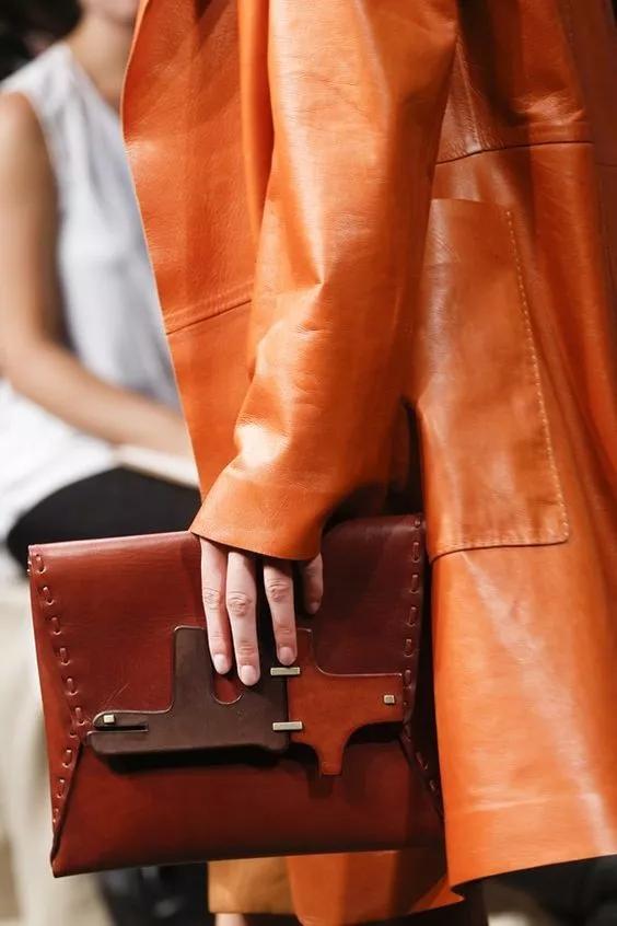 爱马仕什么颜色好搭配,高级配色爱马仕橙色配白色