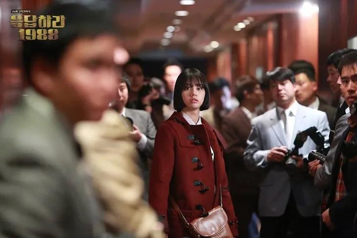 倪妮高马尾走秀,倪妮民国学生装