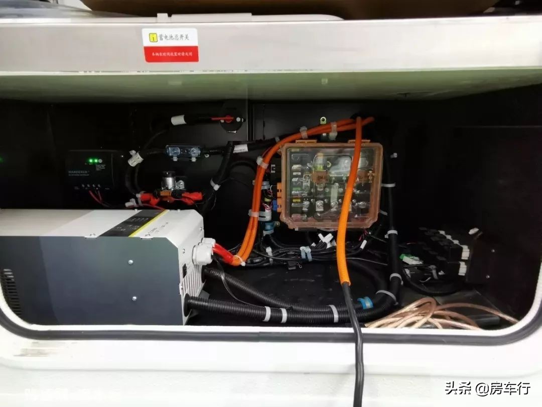 凯伦宾威房车视频,奔驰凯伦宾威24h双拓展旅居房车