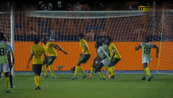 申花外援乌龙助攻，尼日利亚雄鹰绝杀南非，昂首挺进半决赛