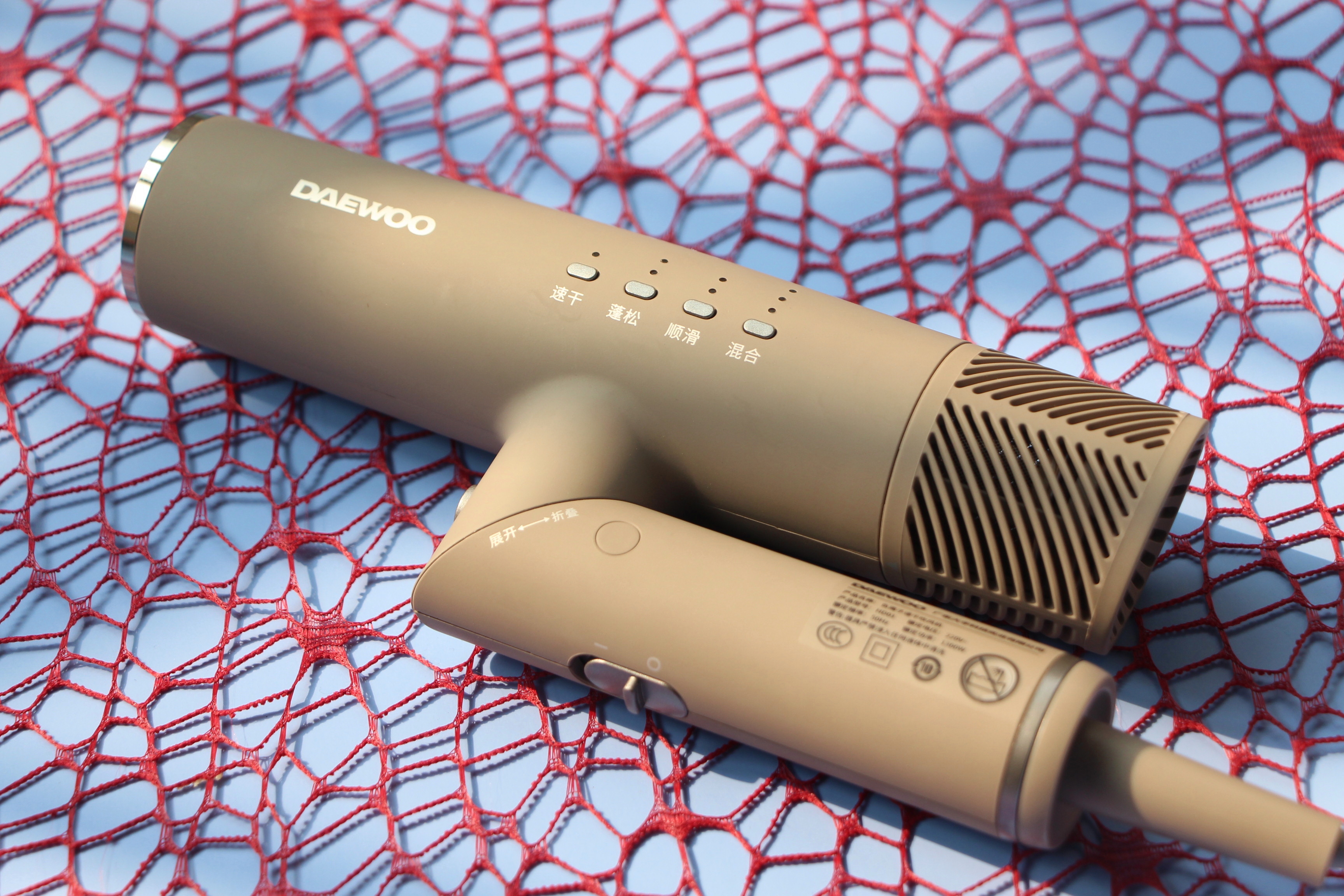 百变实用发型,百变造型吹风机