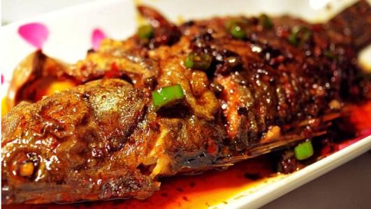 哺乳期妈妈需要忌口的高蛋白食物,哺乳期妈妈忌口的菜有哪些