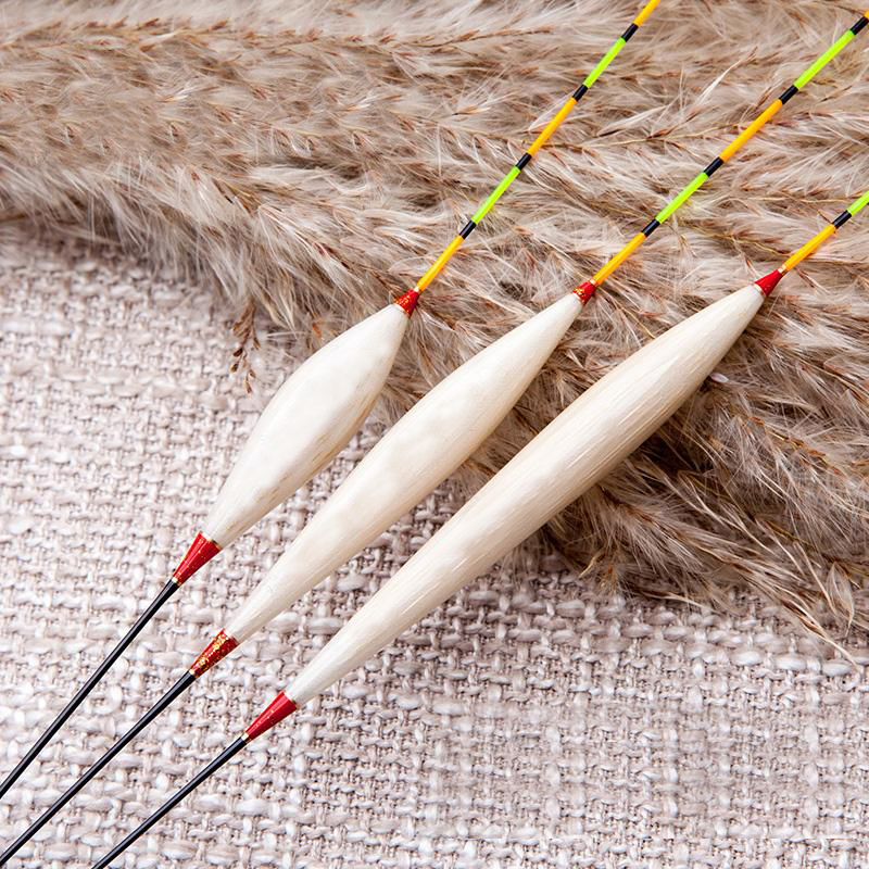 钓鱼用什么浮漂灵敏度最好,钓鱼浮漂哪种最灵敏好