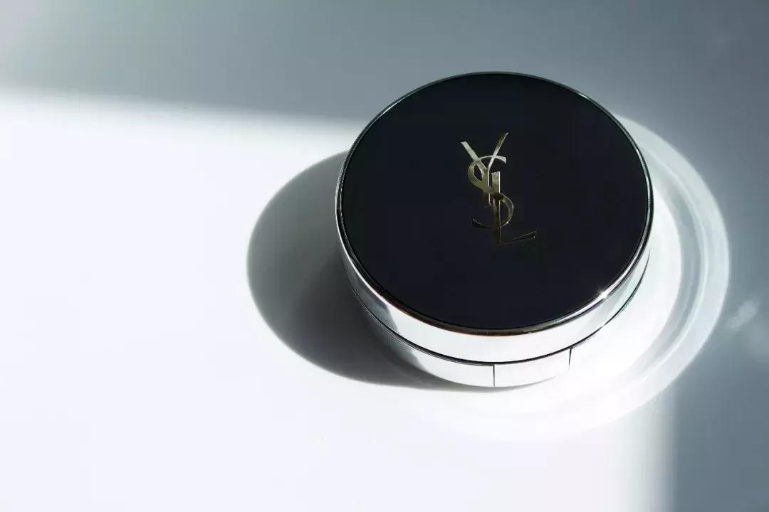 吹爆Angelababy、孟美岐的时装周生图,奶油肌用这些气垫打造