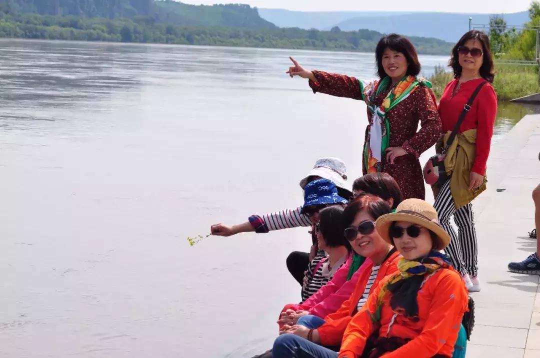 10个闺蜜沿着中俄罗斯边境自驾游,10个闺蜜结伴游中苏边境线