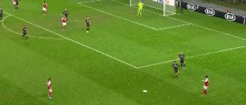 巴萨球员20号,巴萨16岁新星绝境爆发力