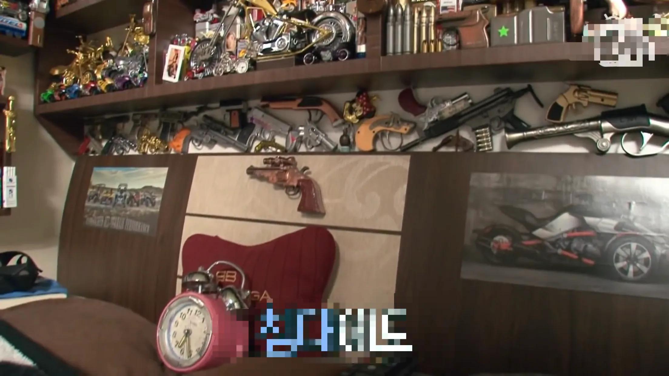 韩国大爷收藏打火机,大爷收藏的6000打火机