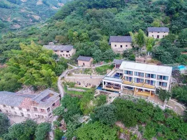 邂逅秋天的千岛湖!光看图已美醉,住这7家美宿避开人群赏湖景山色