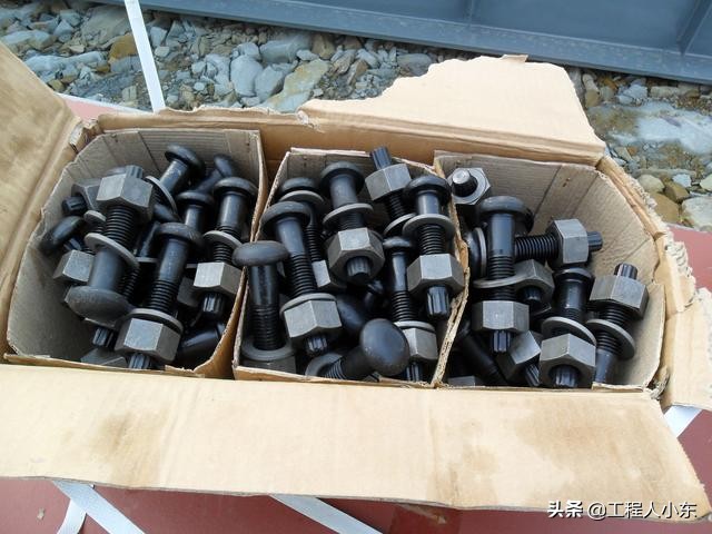 讲解钢结构厂房图,钢结构厂房基础施工动画演示