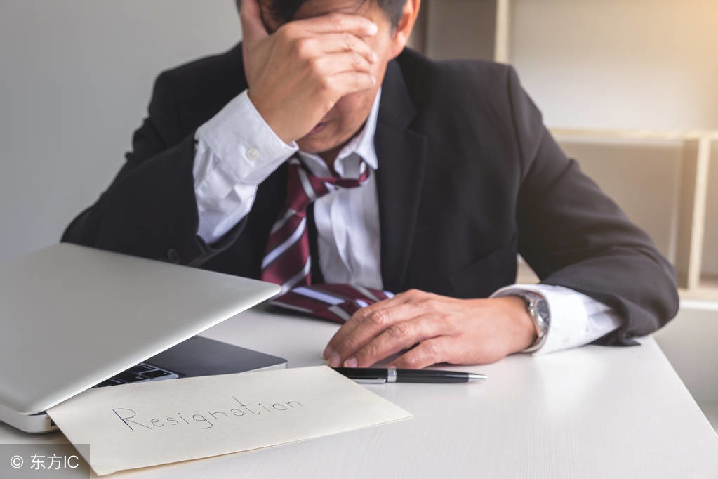 同事故意搞小动作激怒你回击话术,同事害你怎么办