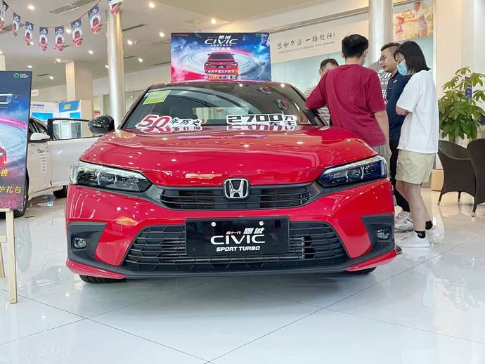 东风本田思域1.5t劲动版落地价2019,本田思域两厢加价