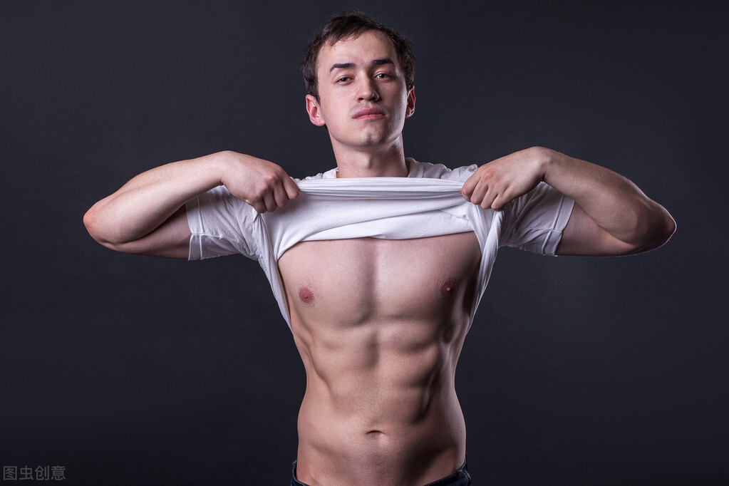 怎样锻炼胸大肌上部分,6个动作帮你练好紧致胸肌