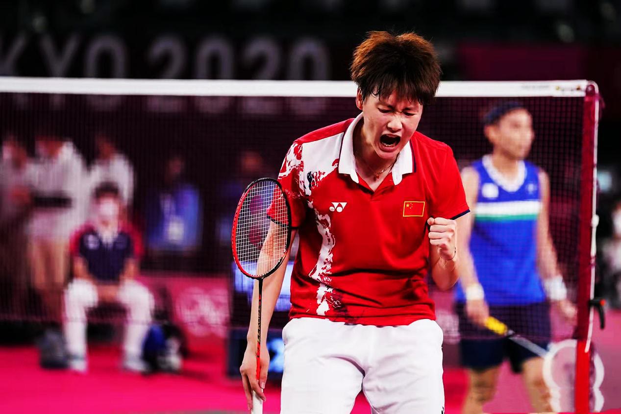 李宁闪击8顶脚趾,李宁鞋子受伤事件是哪双鞋