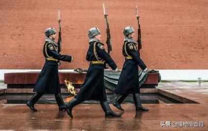 香港警察用什么步枪,ak47第一次阅兵