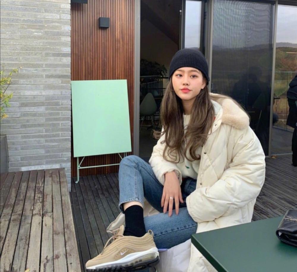 get一个小技巧秋冬穿的不再臃肿,冬天这么穿又甜又酷简直美翻