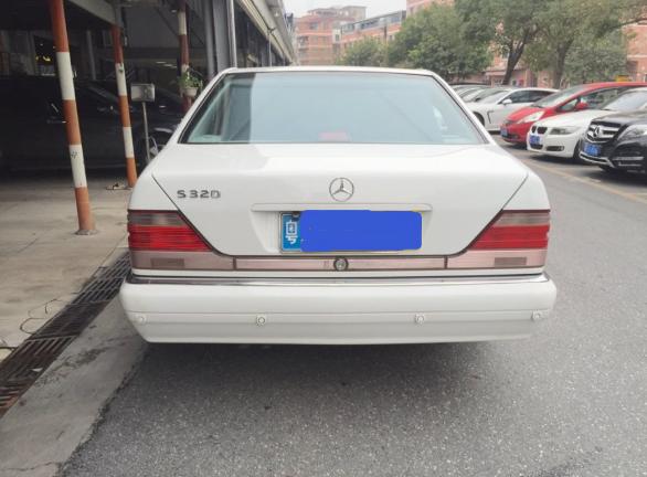 奔驰s3201998款,1998年的奔驰s320