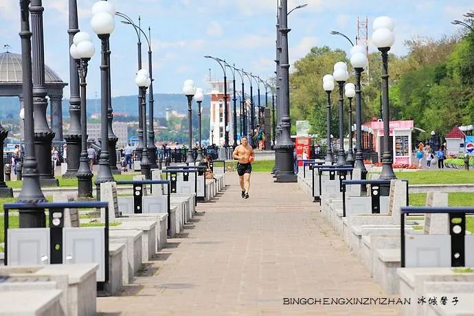 黑河挨着哪里,黑河远方文学