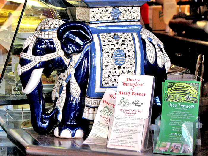 英国爱丁堡房价最新价格,英国爱丁堡全景图