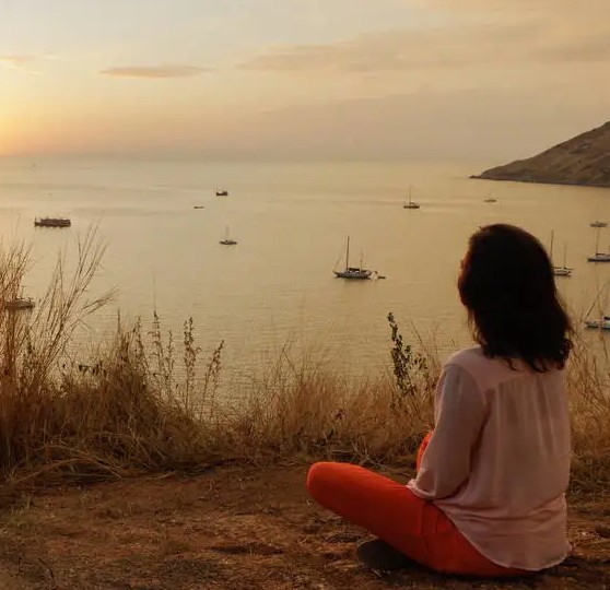 打坐的正确方法应该怎么打坐,打坐的功法大全