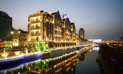 王健林投资武汉新洲万达广场,王健林500亿打造的楚河汉街