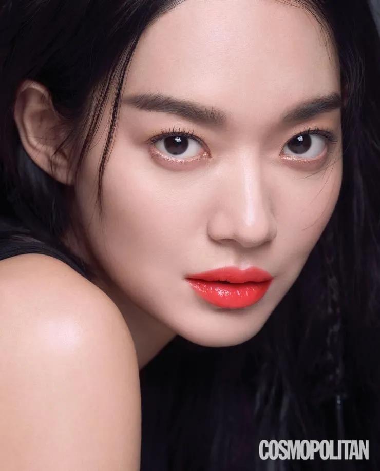 她被称韩国硬照女王，手握时尚圈顶级资源！网友：姐姐我可以