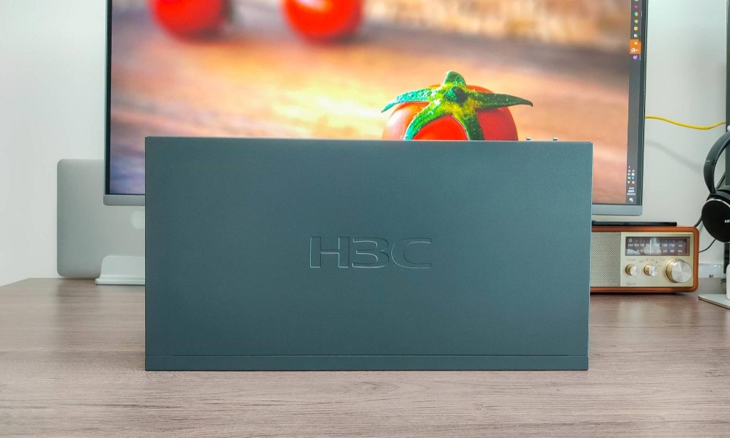 企业路由不为人知的功能:自动吸粉、上网监控、多宽带合并