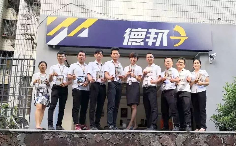 东北妹子干快递,东北女老板创业一天营业额