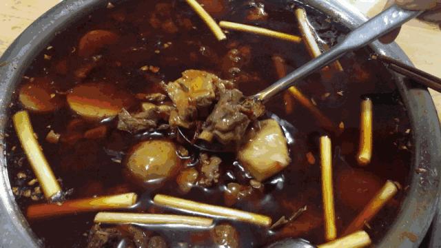 重庆市必打卡美食推荐,重庆最值得打卡的特色美食