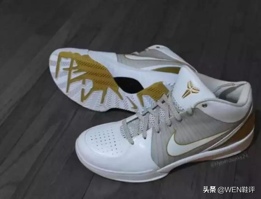 科比824故事,科比上脚nikezoomkobe4图片