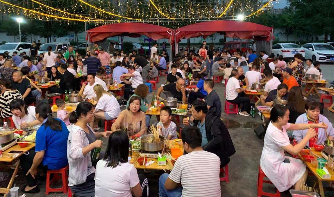 吃串串结账的经历,串串店月入10万