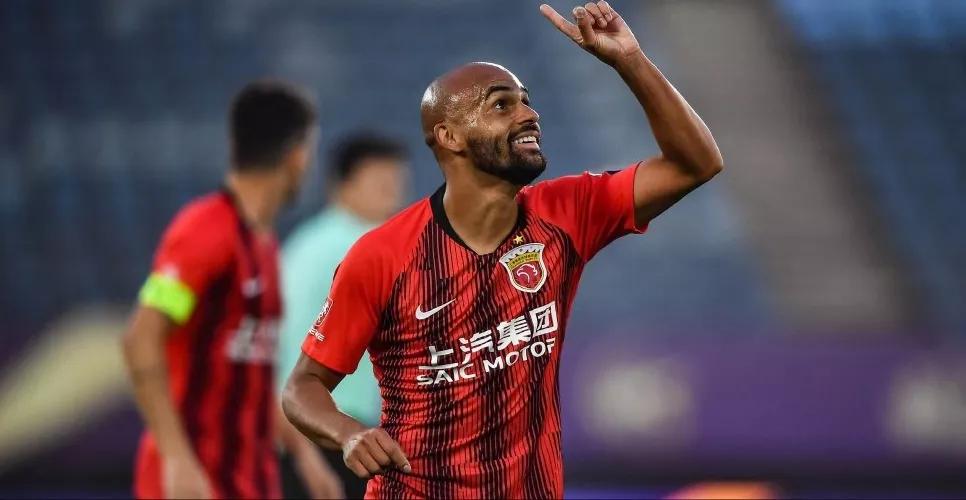 上海德比打架,上海上港为什么只打了十场