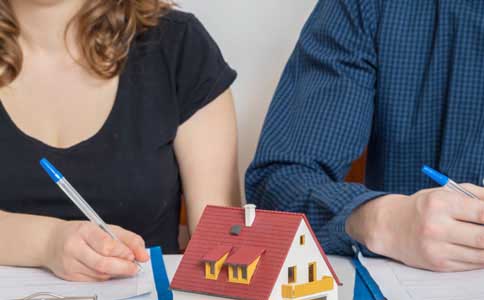 女方遭家暴没有证据想离婚怎么办,如果结婚后女方家暴男方怎么办