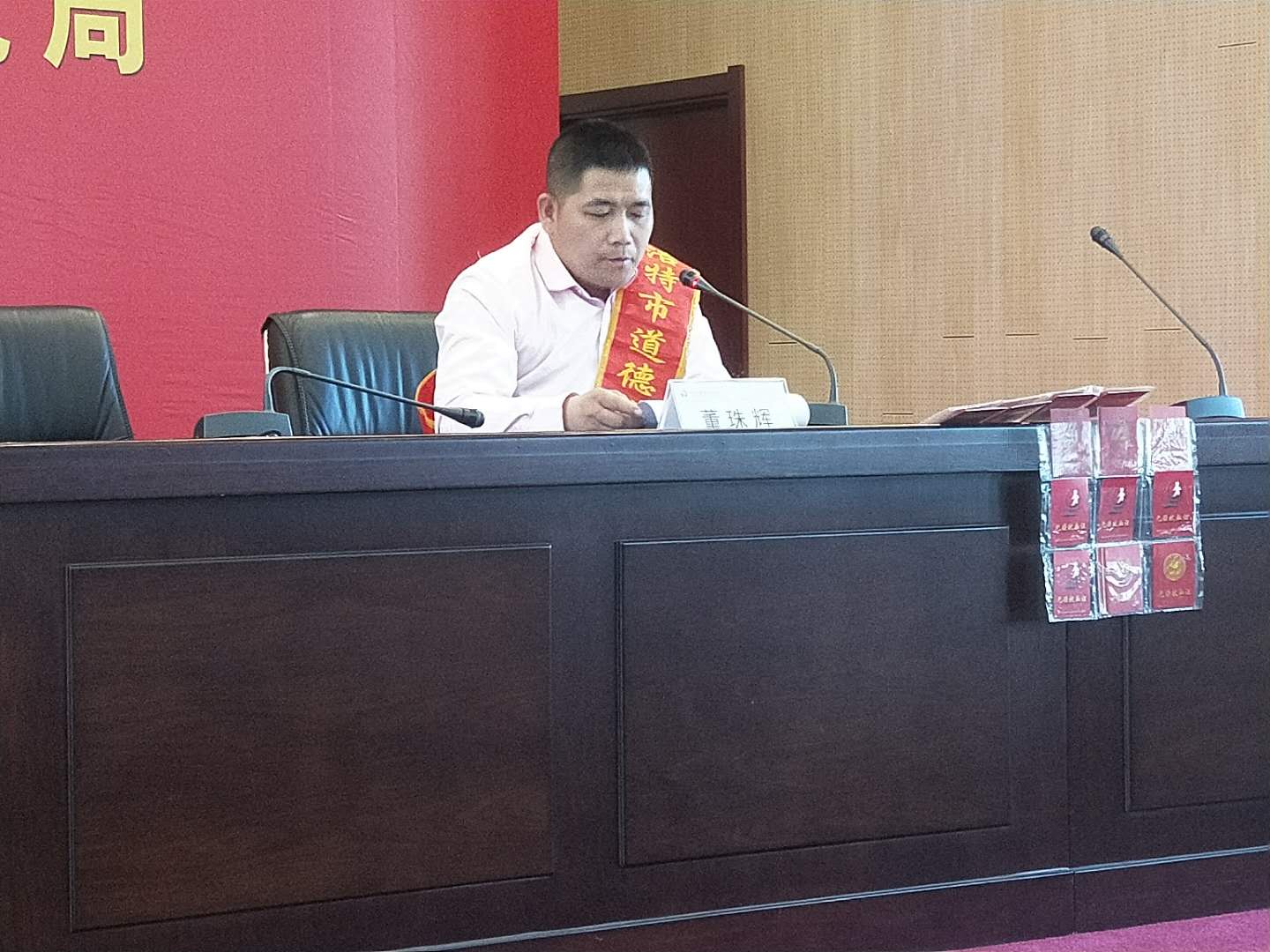 呼和浩特市模范巡讲,呼市道德模范巡讲交流