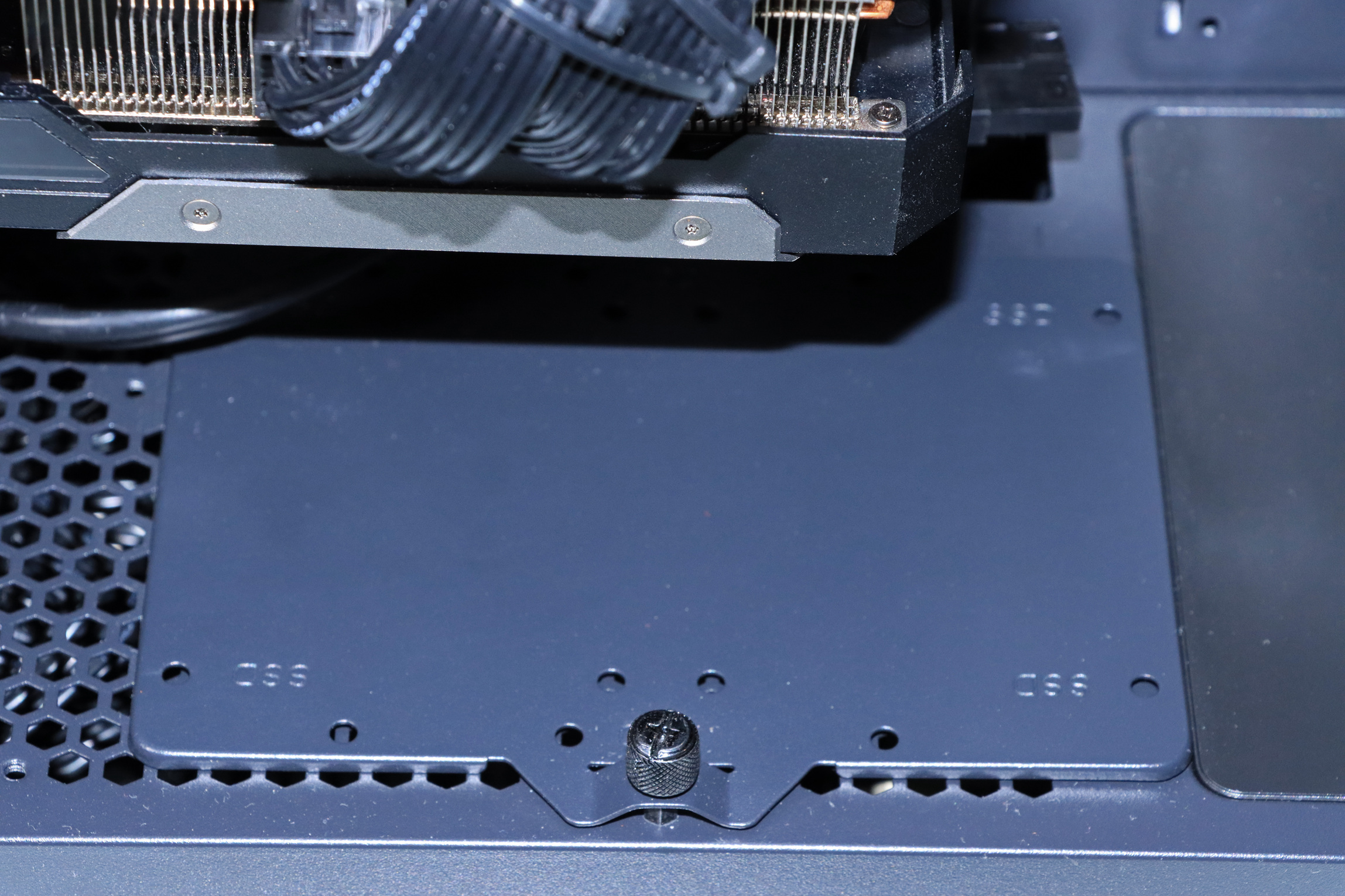 i510400kf和i79700区别,i510400f好还是i79700k