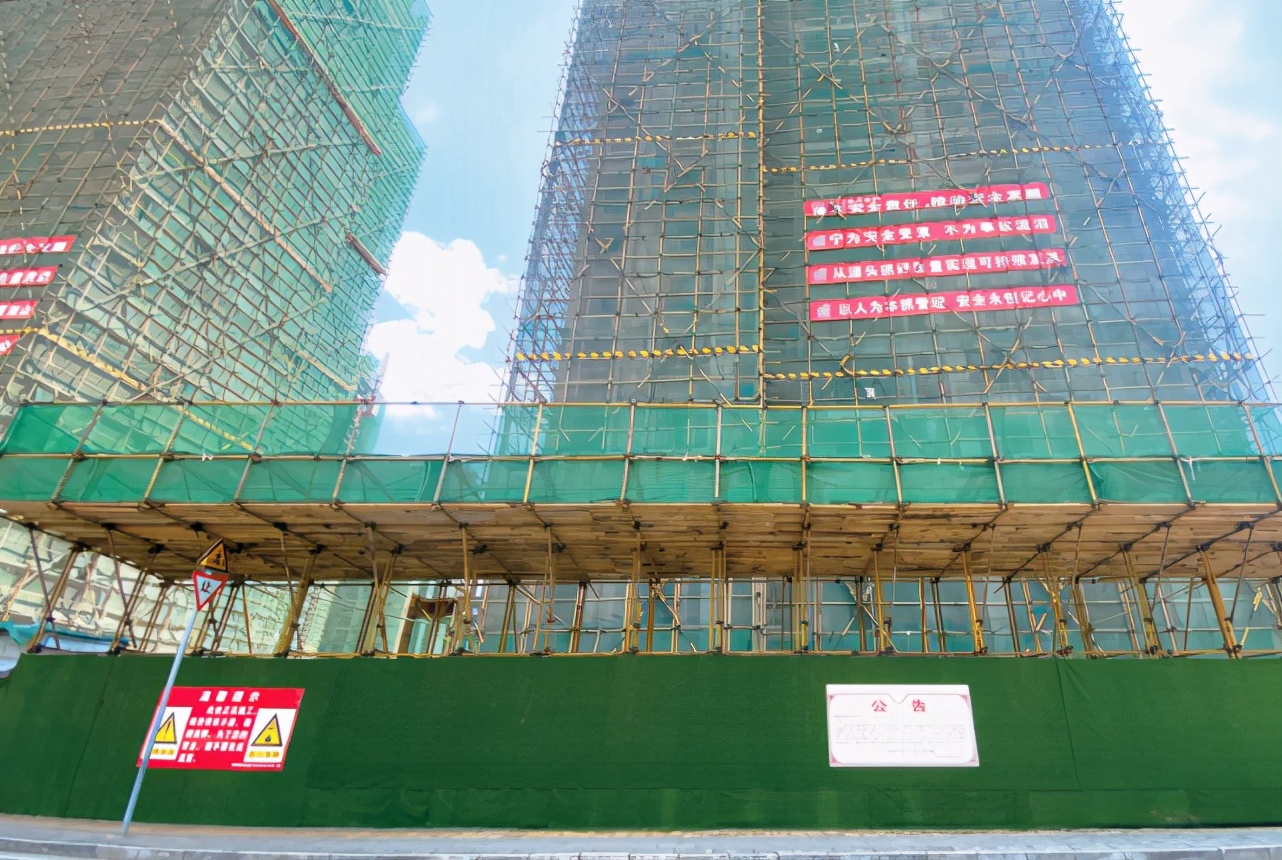 还剩不到10家，昆明本土房企正在被“杀死”？