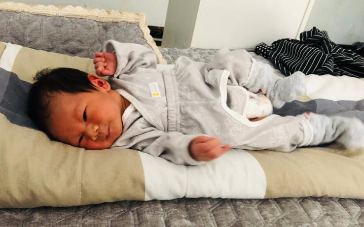 6个月新生儿如何照顾,新生儿怎么喂才是正确