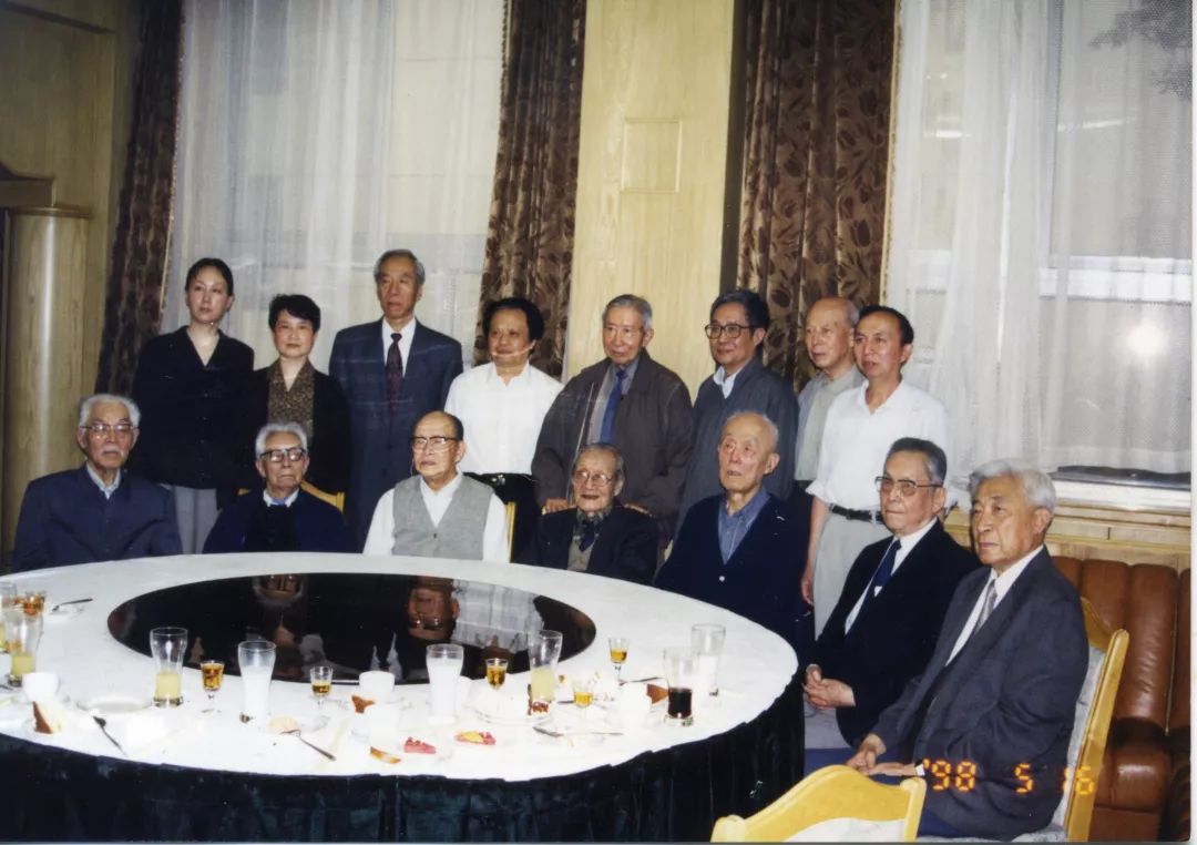 深切缅怀|丁石孙：既然当了民盟中央主席，就要尽己之力把它当好