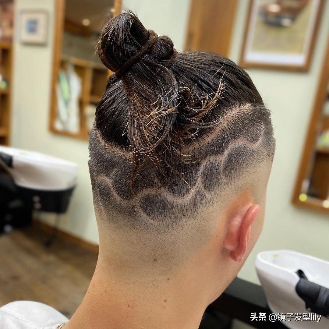 粗硬男发怎么剪好看,发质粗硬男发怎么剪