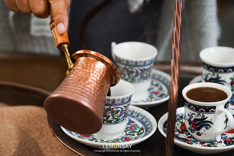 土耳其的占卜咖啡店在哪,用土耳其咖啡占卜