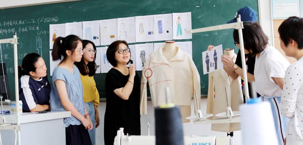 很烧钱的专业有哪些,大学最烧钱的专业普通家庭谨慎